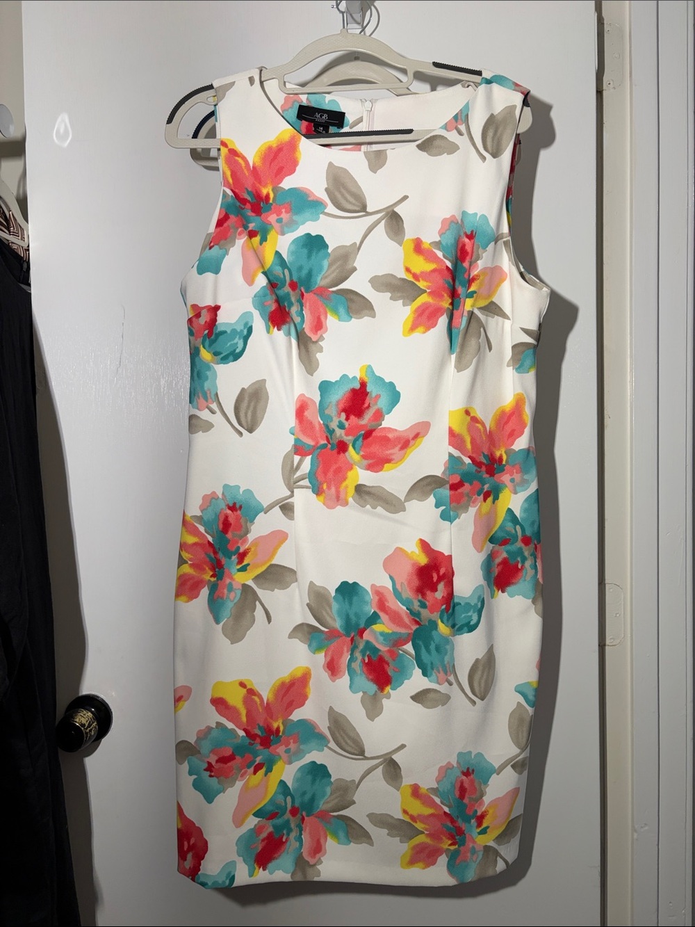 AGB White Sleeveless Sheath Dress with Teal, Coral, Yellow Floral Print - Picture 1 of 10